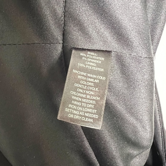 WHBM Dress Sleeveless Pleated Flowy Tiered Formal Mini Black Dress - Picture 6 of 6